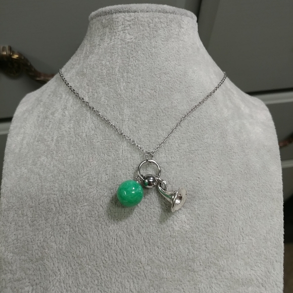 Witch Hat Charm Necklace Green Gemstone Adjustable Stainless-Steel Chain - Picture 2 of 5